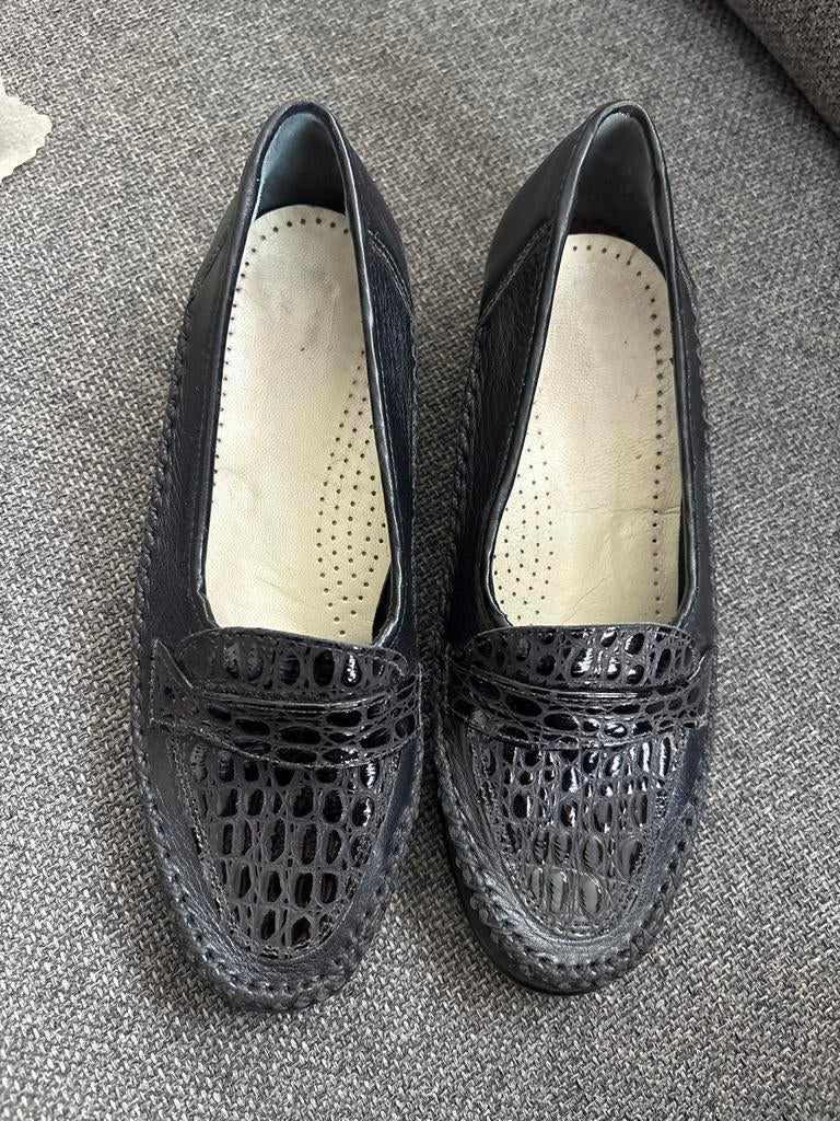Napolina schoenen echt leer maat 4,5, Ophalen of Verzenden, Zo goed als nieuw, Instappers, Zwart