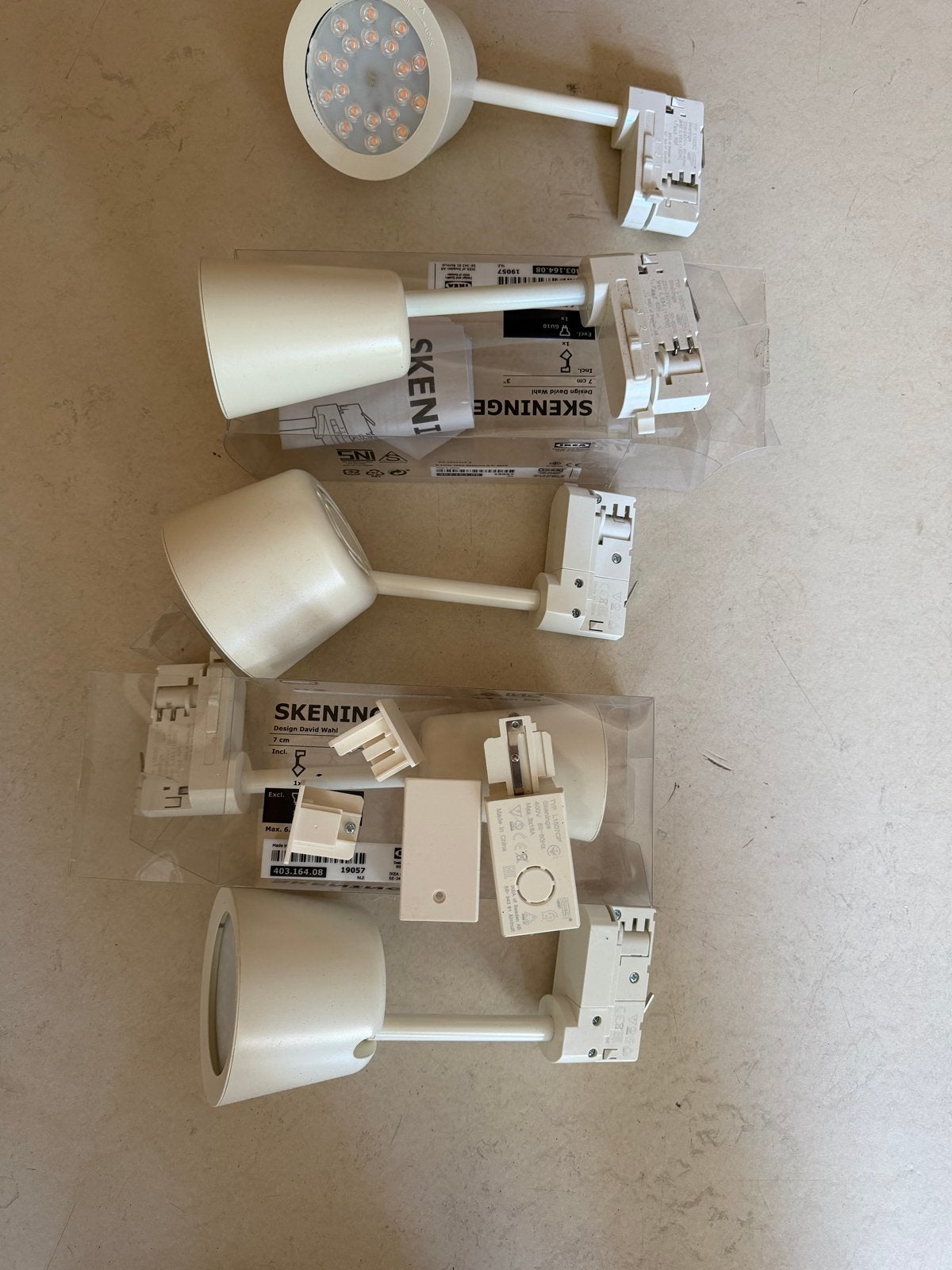 IKEA Skeninge Railspots - 5 stuks, wit, LED/Halogeen, Huis en Inrichting, Lampen | Spots, Kunststof, Verstelbaar, GU10, Ophalen of Verzenden