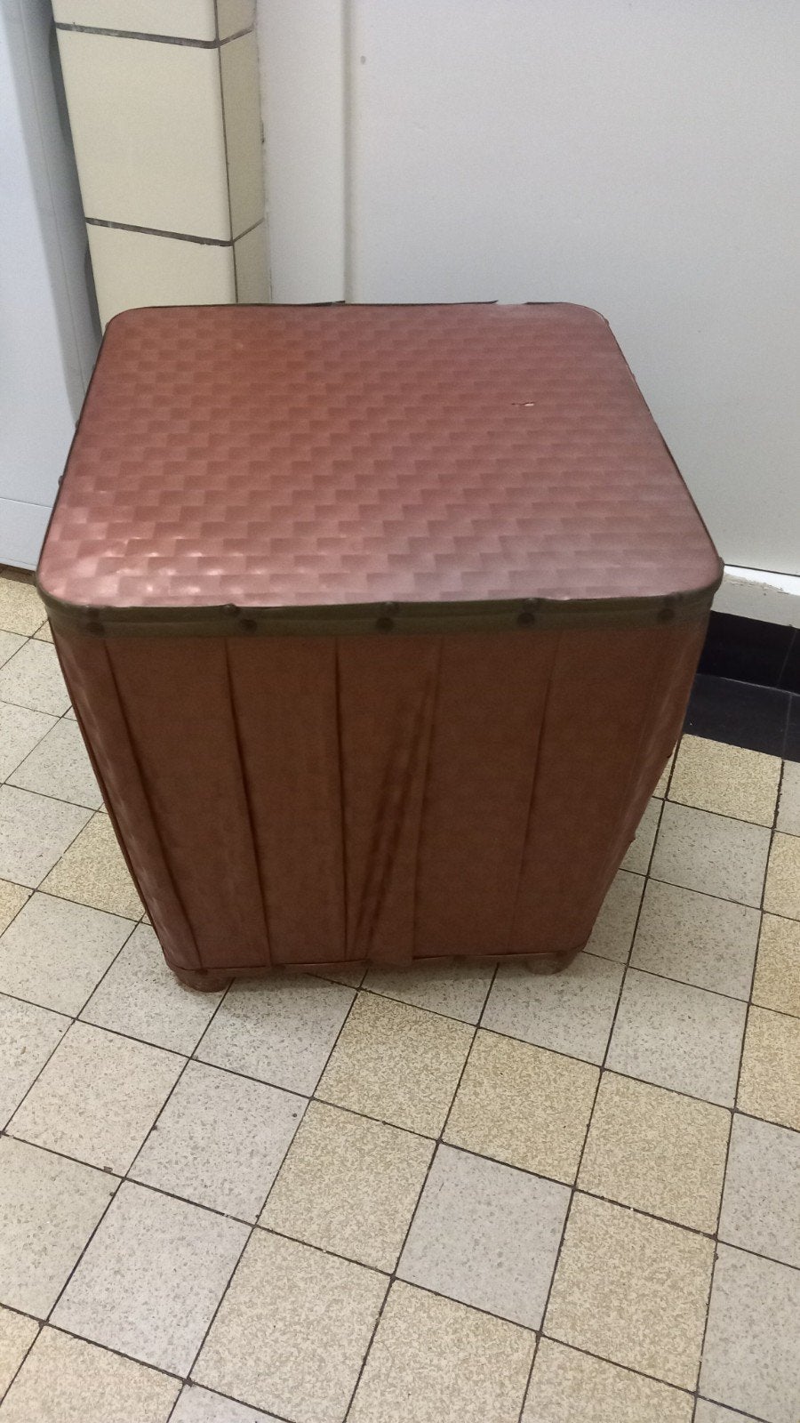 jaren 60 poef/wasmand, Ophalen, Huis en Inrichting