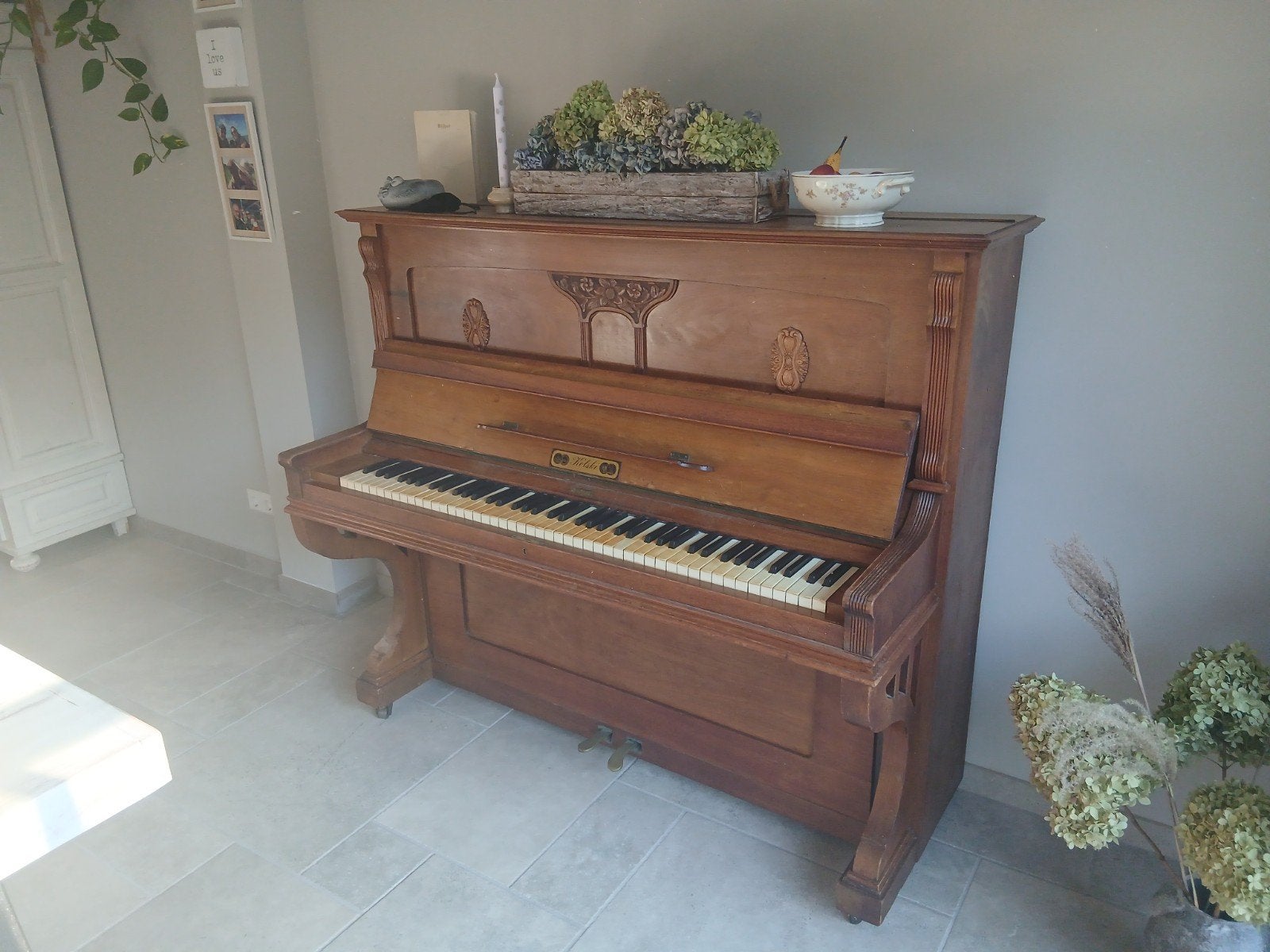 Antieke Houten Piano - Klassieke Charme voor uw Huis