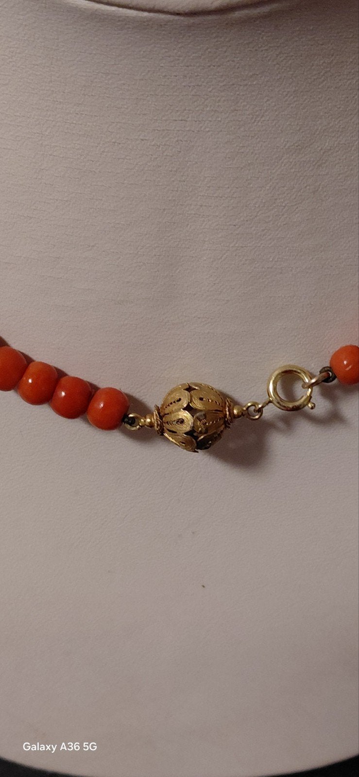 TOPPER ! zware bloedkoraal ketting 40 cm, Verzenden, Goud, Ketting