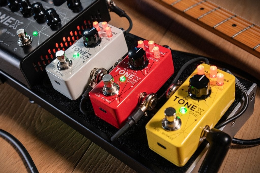 IK Multimedia ToneX One Brown Sound White Limited Edition, ., Nieuw, Ophalen of Verzenden, Compressor