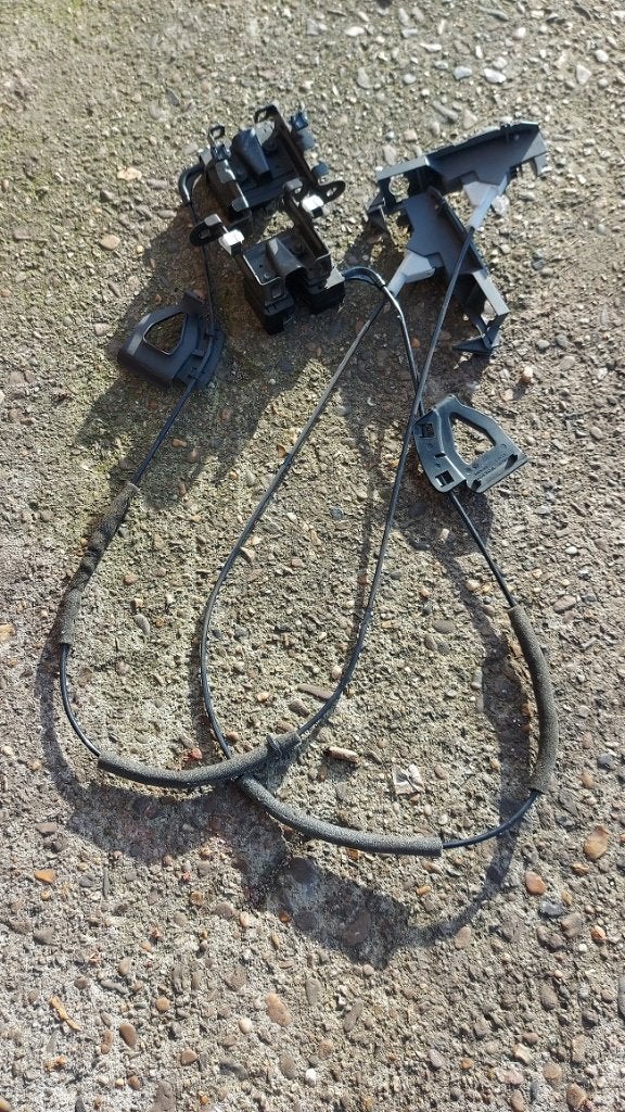 Ontgrendeling vd achterbank Volvo S80 uit 2004, Ophalen of Verzenden