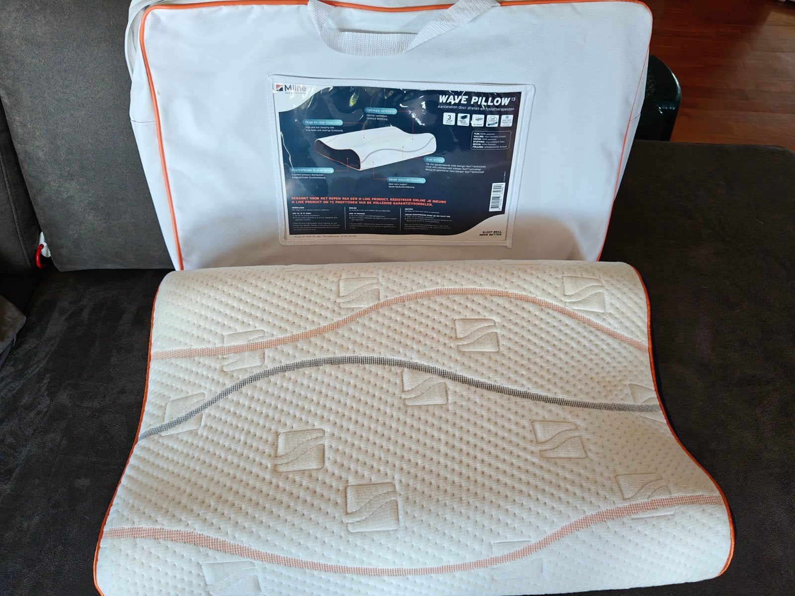 M-line Wave Pillow 60x40x13 - Zo goed als nieuw, Ophalen of Verzenden