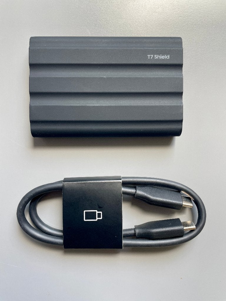 New - Samsung Portable SSD T7 Shield 4TB, Computers en Software, SSD, Nieuw, Ophalen of Verzenden, Samsung