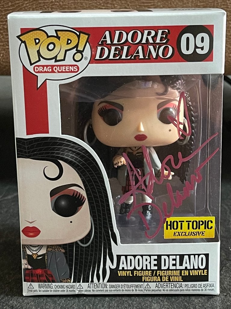 Funko pop Adore Delano 09 met Handtekening, Ophalen of Verzenden, Zo goed als nieuw, Pop, Beeldje of Miniatuur, Gesigneerd