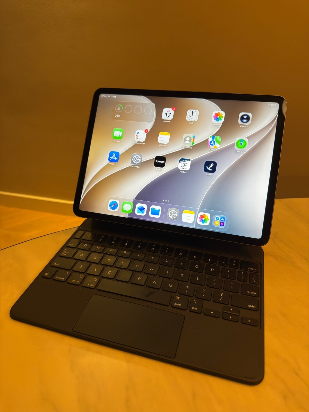 Apple iPad Pro 11” M1 128GB + Magic Keyboard, Ophalen, Apple iPad, 11 inch, Zo goed als nieuw