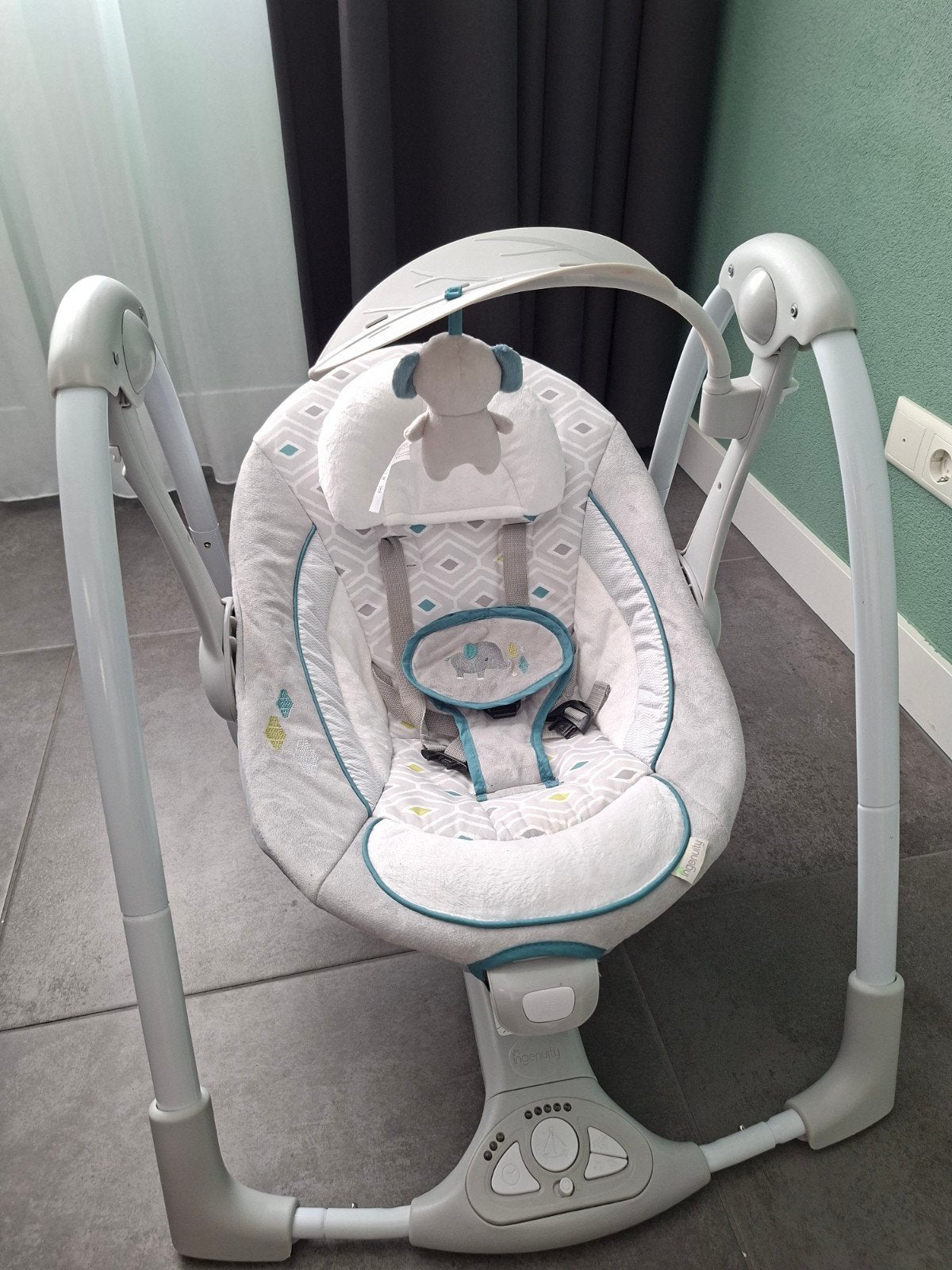 babyschommelstoel, Ingenuity, Kinderen en Baby's, Schommelstoel, Met gordel(s) of riempje(s), Zo goed als nieuw, Ophalen