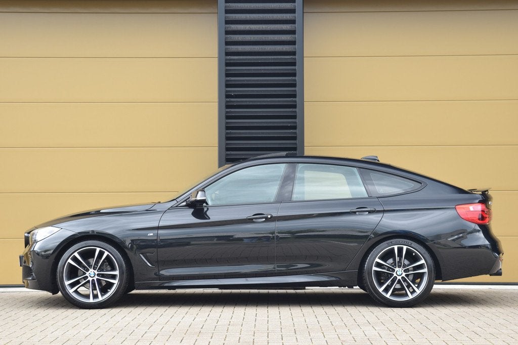 BMW 3-serie Gran Turismo 320i High Executive * M-Sport * Pan, Auto's, Automaat, 1998 cc, Achterwielaandrijving, Gebruikt