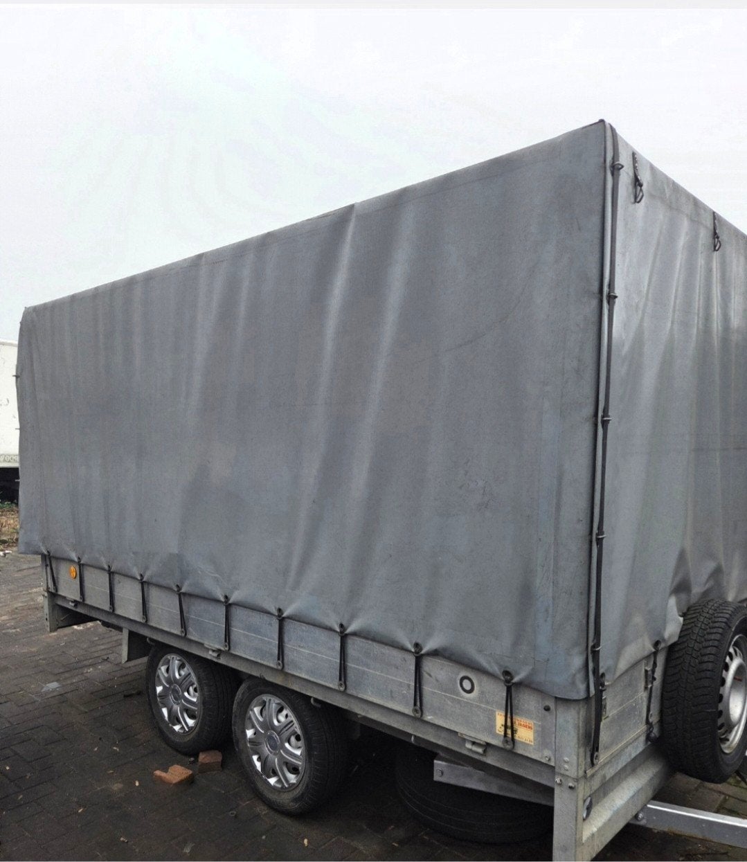 aanhangwagen met huif, Ophalen