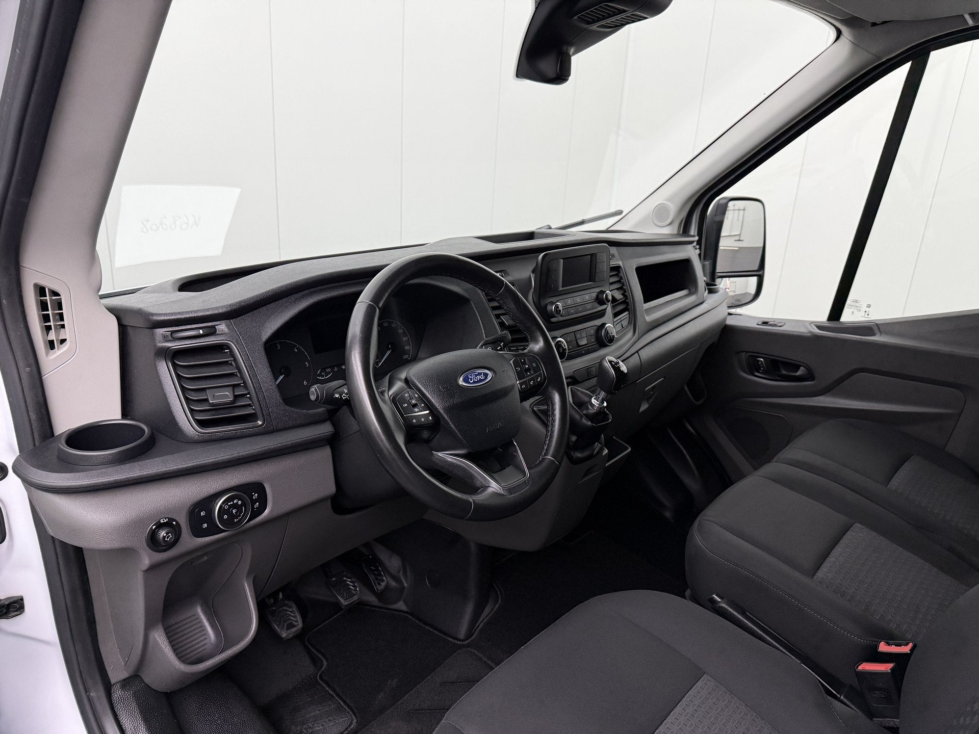 Ford Transit 2.0 TDCi 130PK L3H2 | Airco | Cruise | 3-Zits |, Voorwielaandrijving, Stof, Gebruikt, 4 cilinders