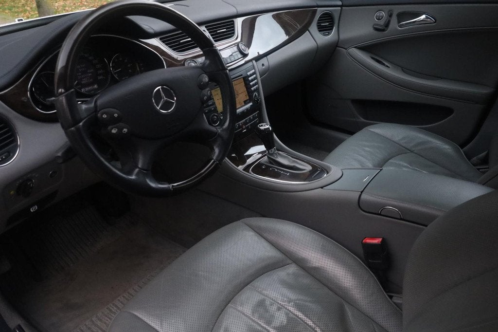 Mercedes-Benz CLS-klasse 350 Aut. | AMG-Pakket | Panorama |, Auto's, Mercedes-Benz, Automaat, Achterwielaandrijving, Gebruikt