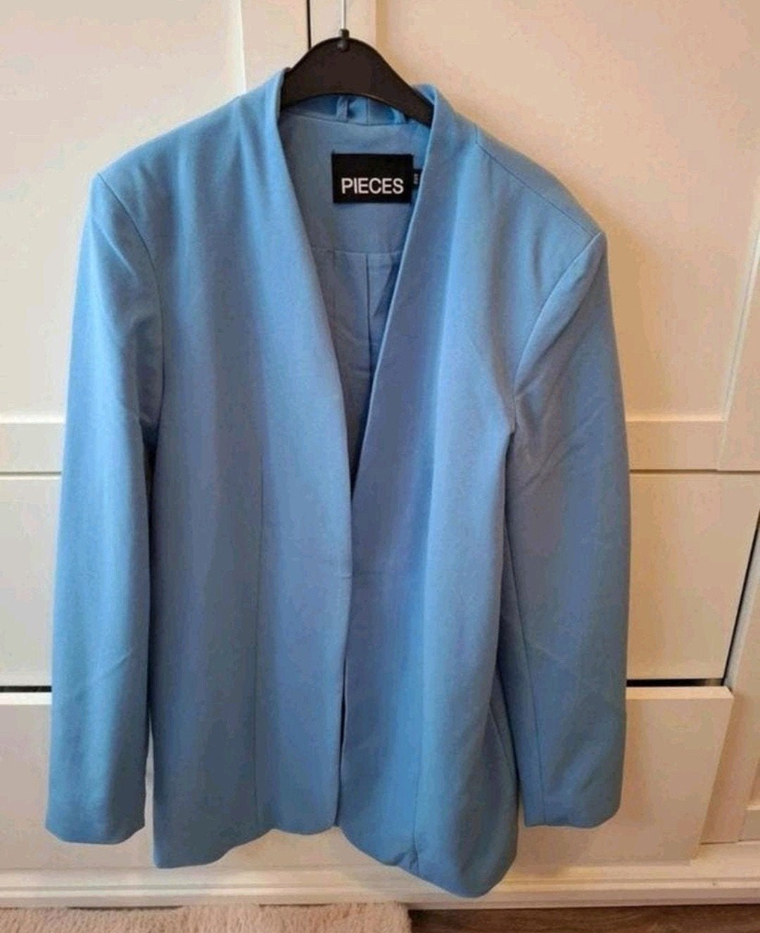 PIECES Lichtblauwe Openvallende Blazer - Maat S, Kleding | Dames, PIECES, Blauw, Nieuw, Ophalen of Verzenden