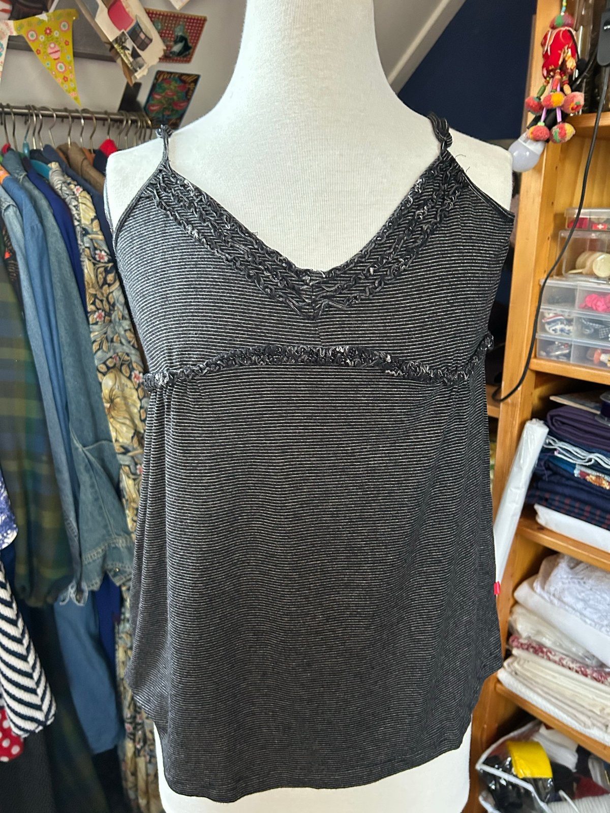 Jackpot Zwart Gestreept Top met Ruches, Kleding | Dames, Ophalen of Verzenden, Gedragen, Zwart, Zonder mouw