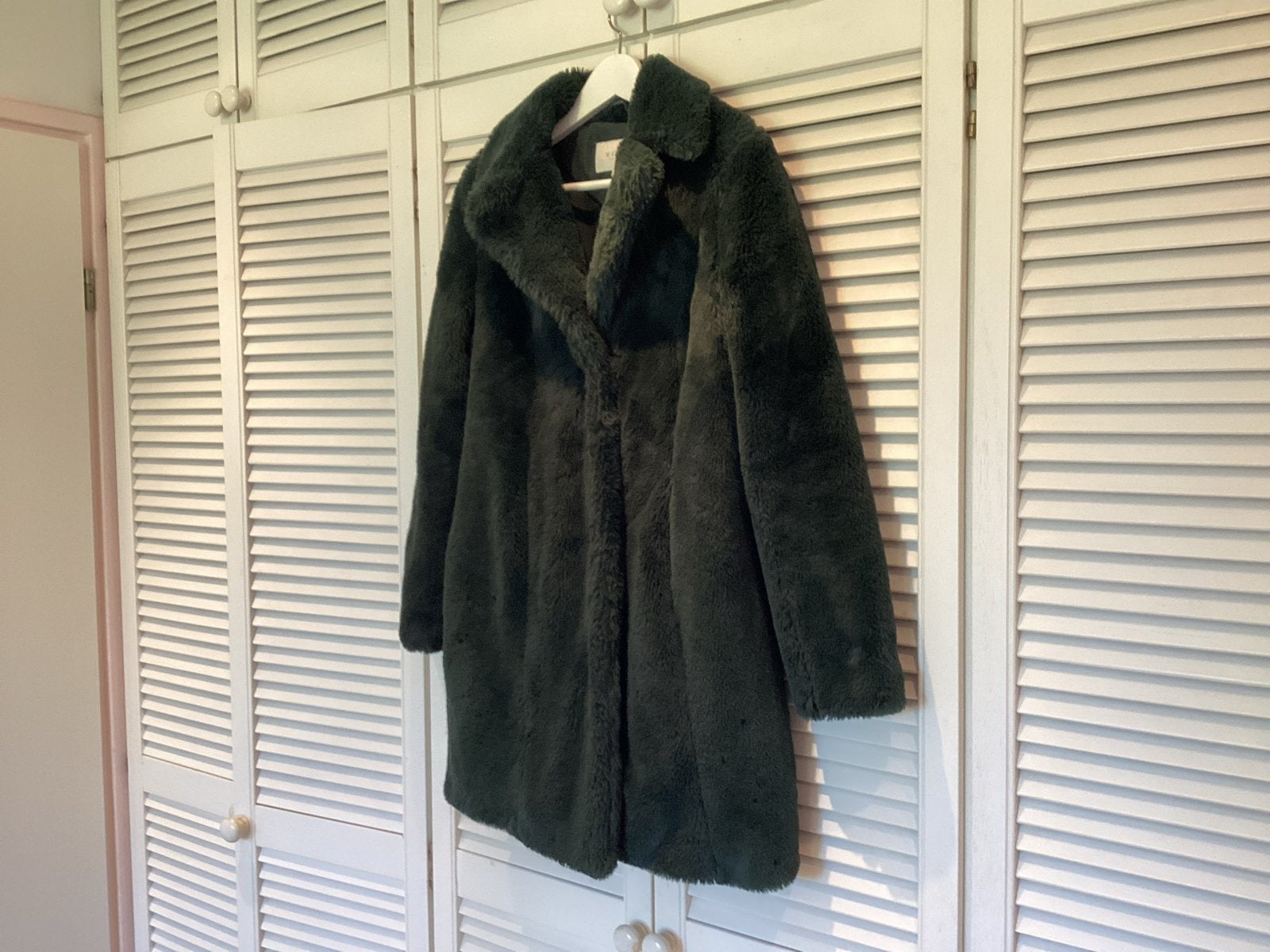 VILA Groene Faux Fur Jas - Maat M, Ophalen of Verzenden, Zo goed als nieuw, Maat 38/40 (M), Groen
