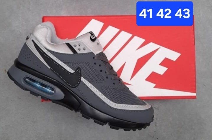 Nike air max classic, Kleding | Heren, Schoenen, Ophalen of Verzenden, Nieuw, Nike air max