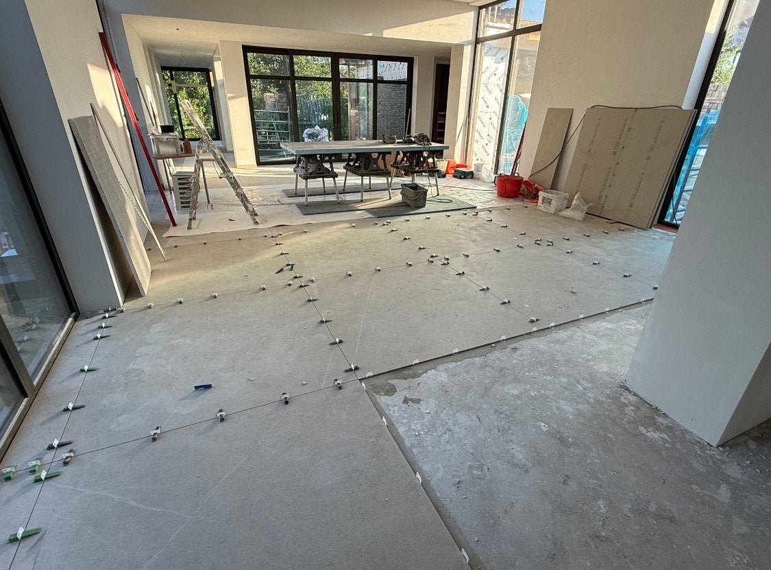 Nieuwe tegels 30 stuks DEKTON ADIA 142x142x0,6cm, Ophalen, 60 cm of meer, Nieuw, 10 m² of meer