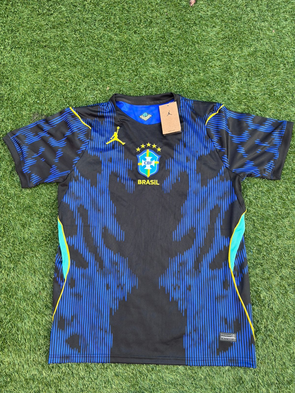 Brazilië voetbalshirt, maat L, Ophalen of Verzenden, Nieuw, Kleding