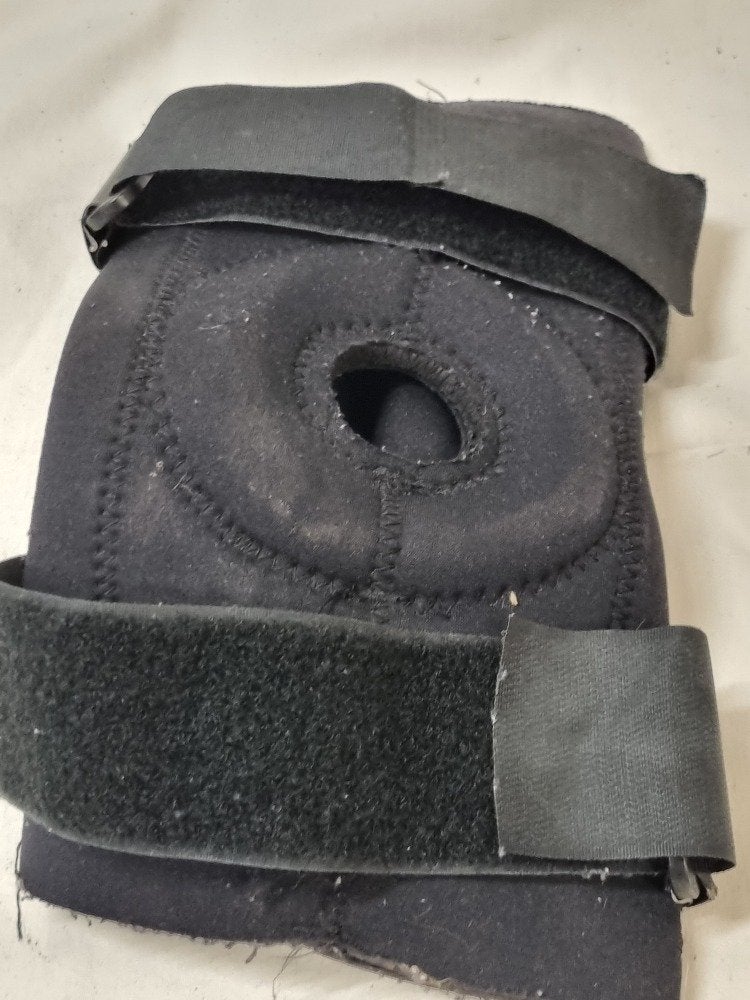 knie brace maat M zwart stevig, Ophalen of Verzenden, 'T Olde Gre-j, Info@toldegrej.nl, Endepoelstraat 20f Didam