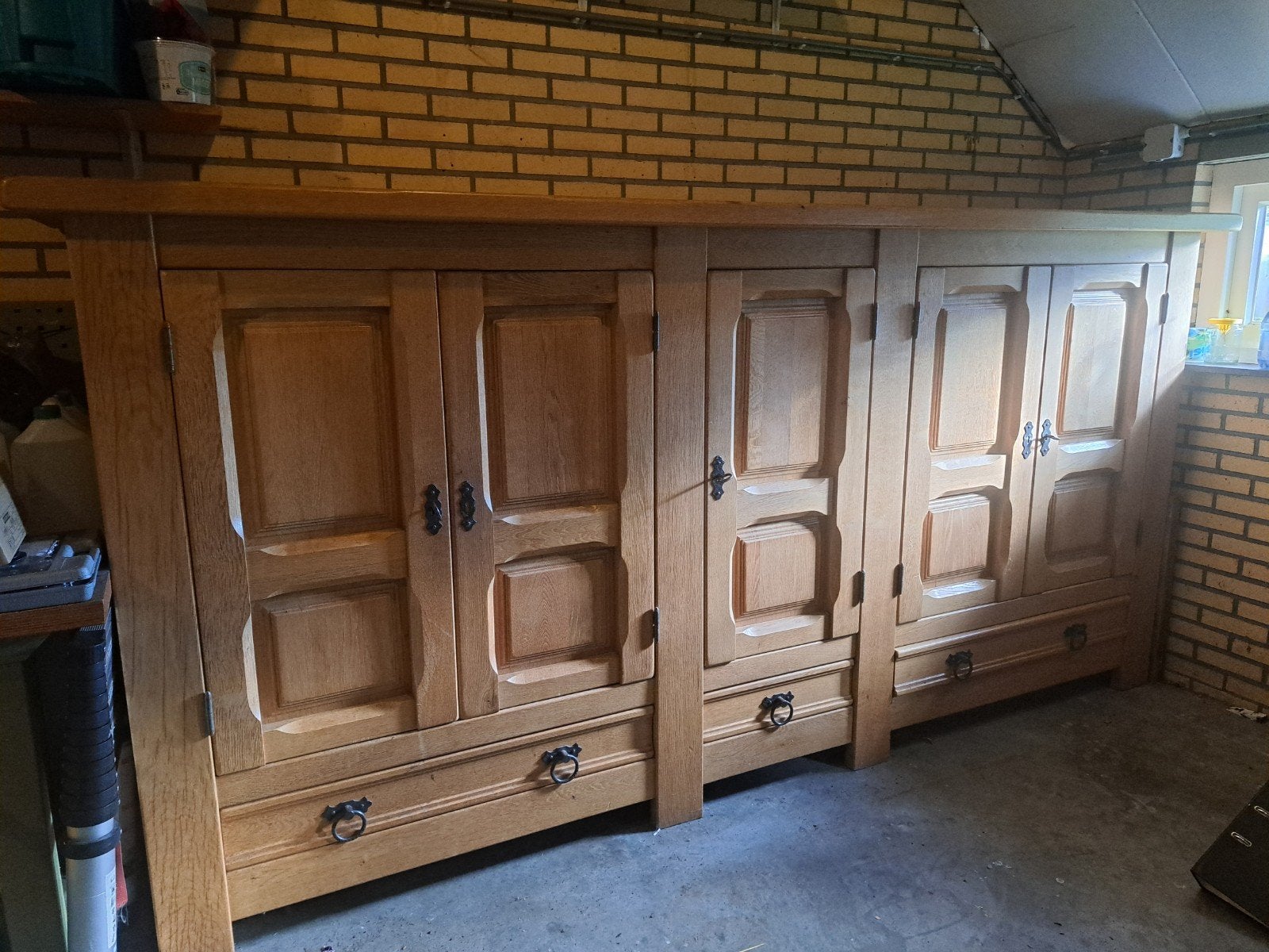 Stevige eikenhouten kast met veel opbergruimte, Huis en Inrichting, Ophalen, Gebruikt, 100 tot 150 cm, Eikenhout