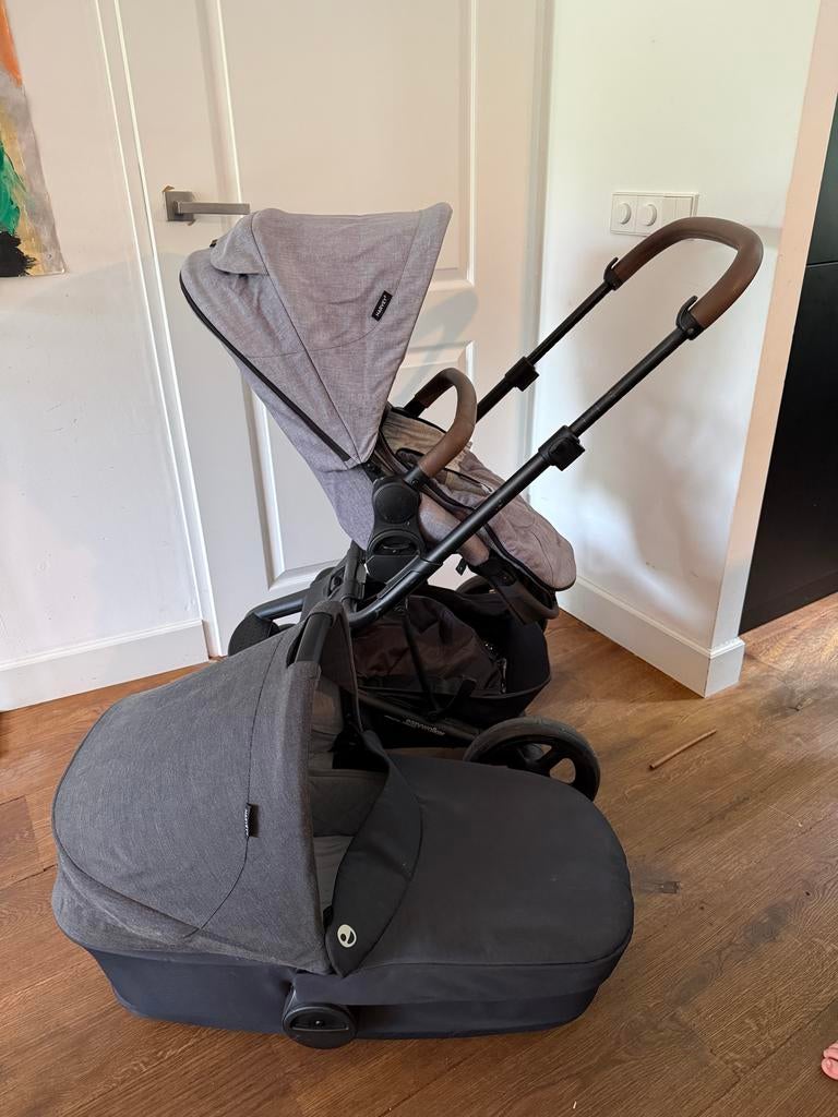 Easywalker harvey2  kinderwagen met reiswieg, Gebruikt, Combiwagen, Verstelbare duwstang, Ophalen