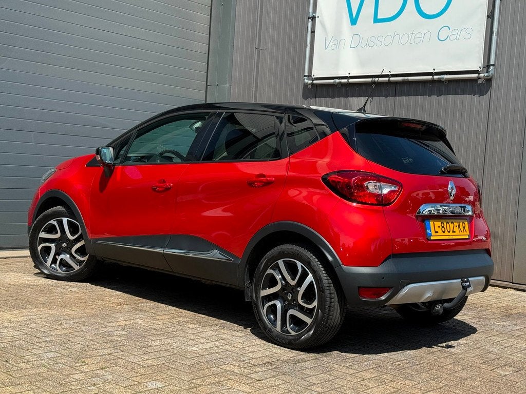 Renault Captur 1.2 TCe Xmod | Automaat | Trekhaak, Auto's, Automatische klimaatregeling, 4 cilinders, Leder en Stof, SUV of Terreinwagen