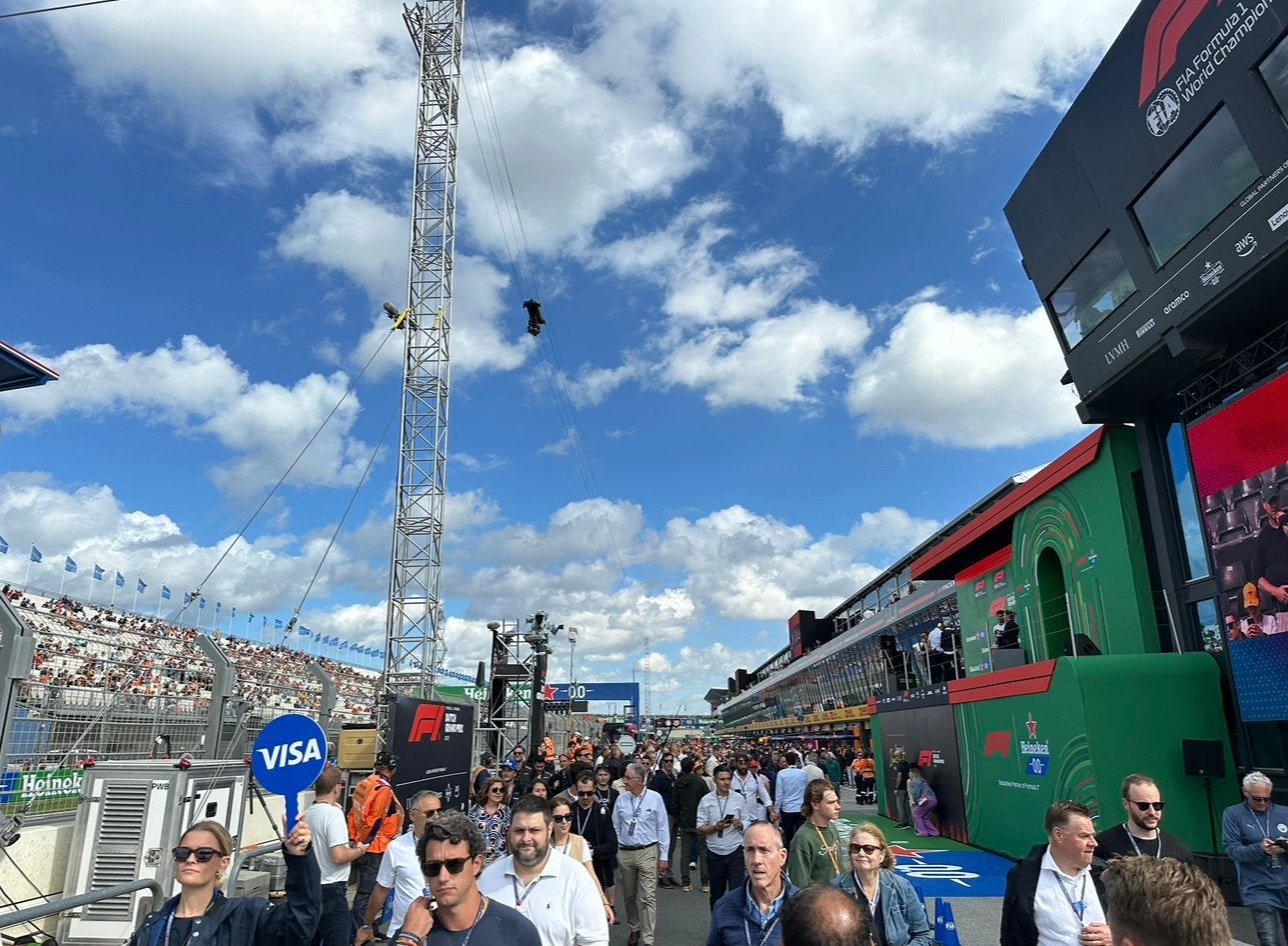 F1 PADDOCK CLUB 1x ticket Vrijdag Zandvoort Dutch GP VIP, Eén persoon