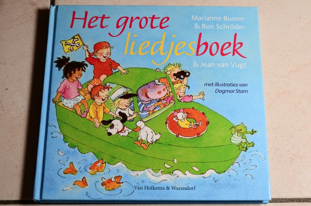 grote liedjesboek Marianne Busser Ron Schroder Jean van Vugt, Fictie algemeen, Jongen of Meisje, Ophalen of Verzenden, Zo goed als nieuw