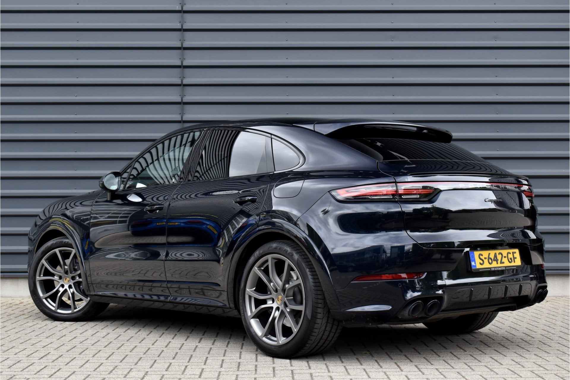 Porsche Cayenne Coupé 3.0 E-Hybrid Platinum Edition SportDe, Automaat, Gebruikt, Euro 6, 462 pk