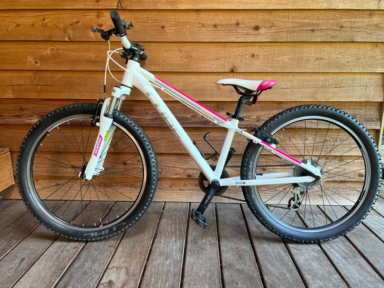 Cube (Acid) Race mountainbike - 24 inch. In nette staat., Fietsen en Brommers, Fietsen | Kinderfietsjes, Ophalen, Gebruikt, Velgrem