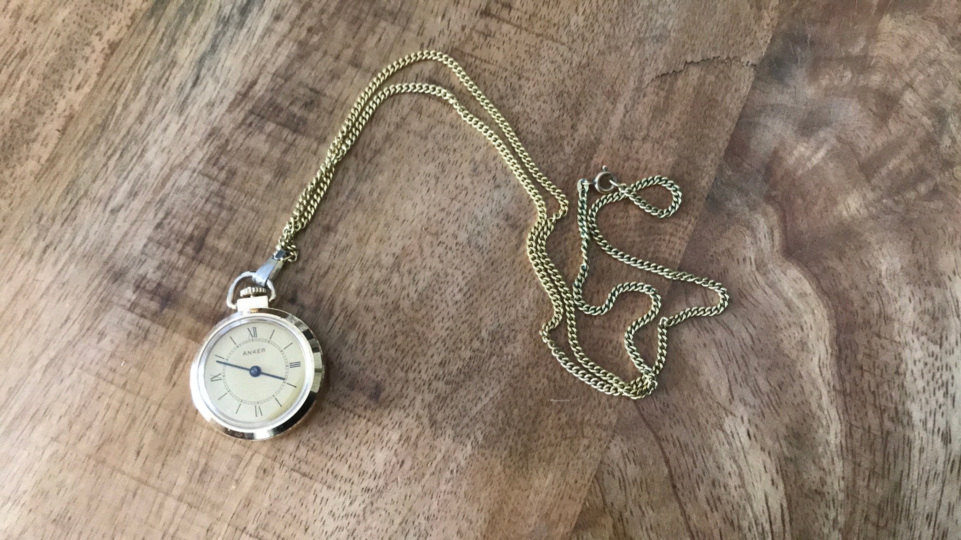 Anker horloge vintage 60/70jaren 60cm  loopt nog steeds €40., Sieraden, Tassen en Uiterlijk, Horloges | Dames, Overige merken