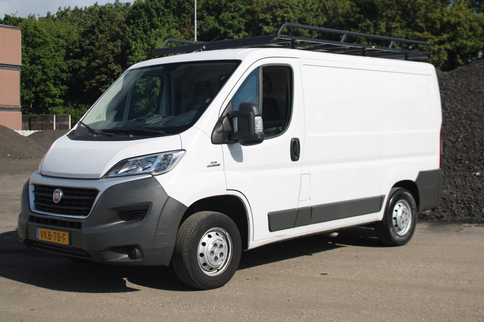 Fiat Ducato 30 2.0 MultiJet L1H1 (bj 2015), Voorwielaandrijving, Euro 5, Stof, Zwart