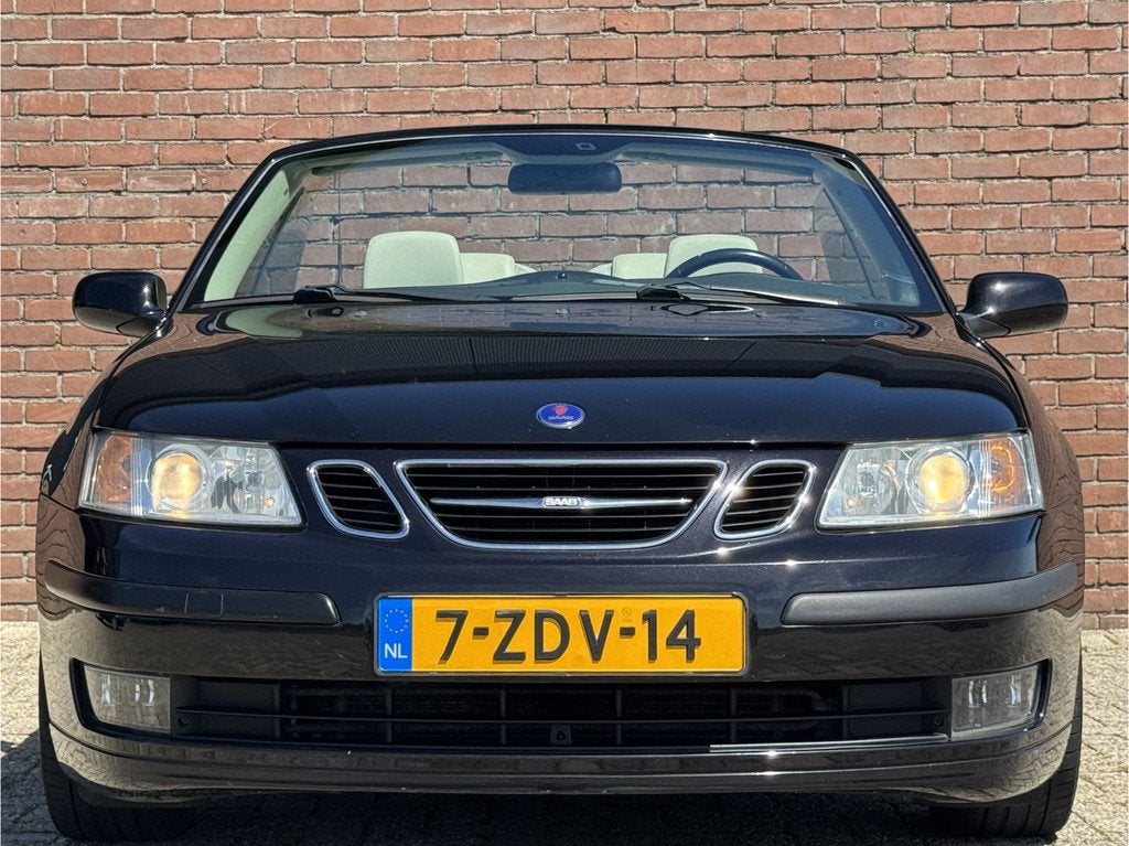 Saab 9-3 Cabrio 1.8T LINEAR | LEDER! | NAVI! | TREKHAAK!, Auto's, Saab, Voorwielaandrijving, 1998 cc, Gebruikt, Beige