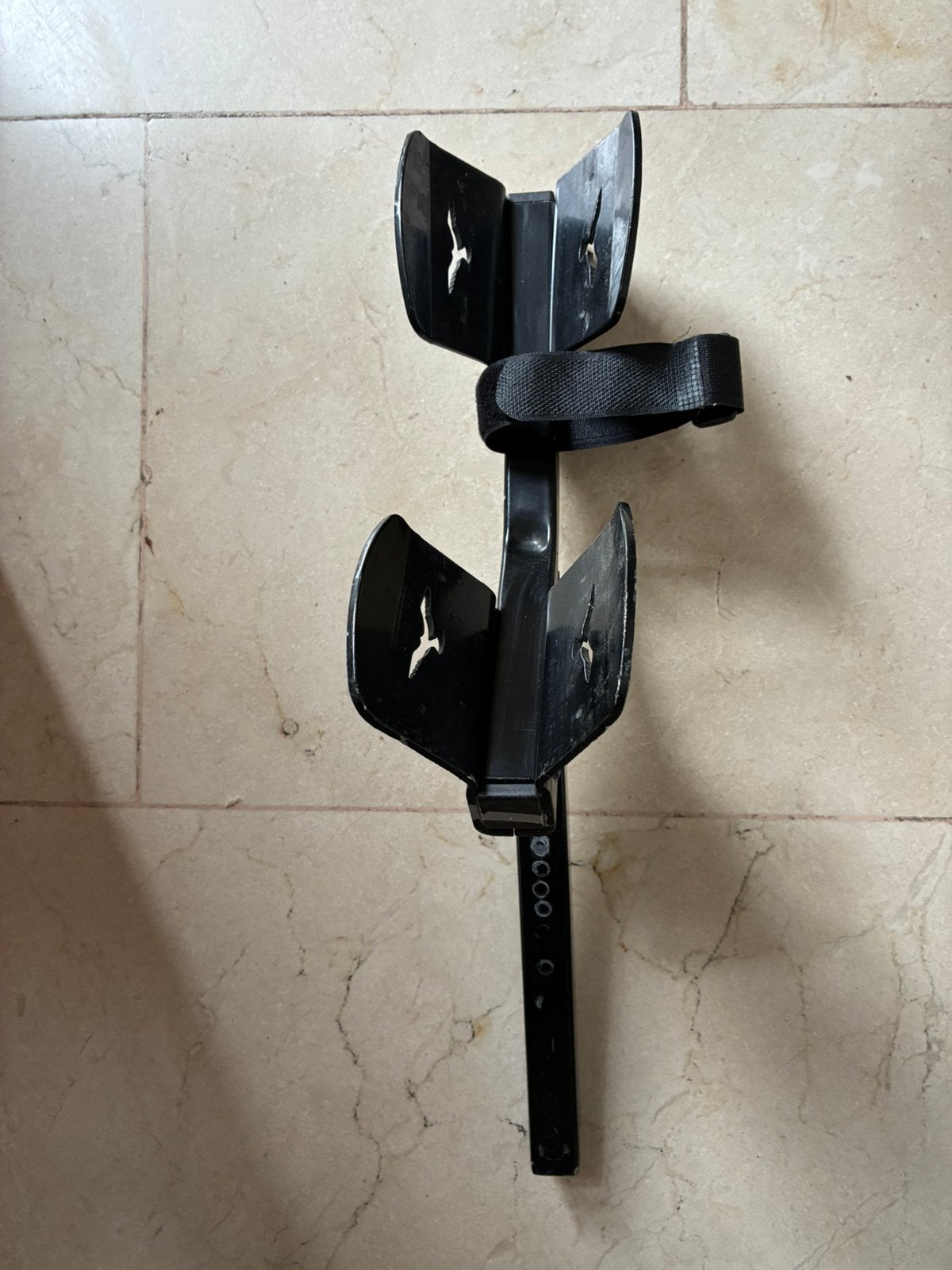 Spinder Hawk fietsdrager brede wielgoot 75 mm., Auto diversen, Verzenden, Gebruikt, Trekhaakdrager