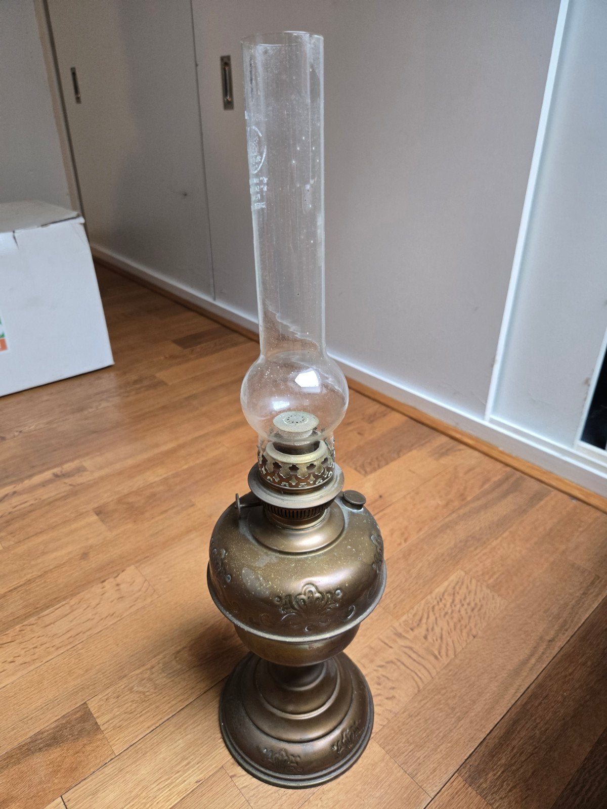 Antieke petroleum lamp – messingkleurig, Ophalen of Verzenden