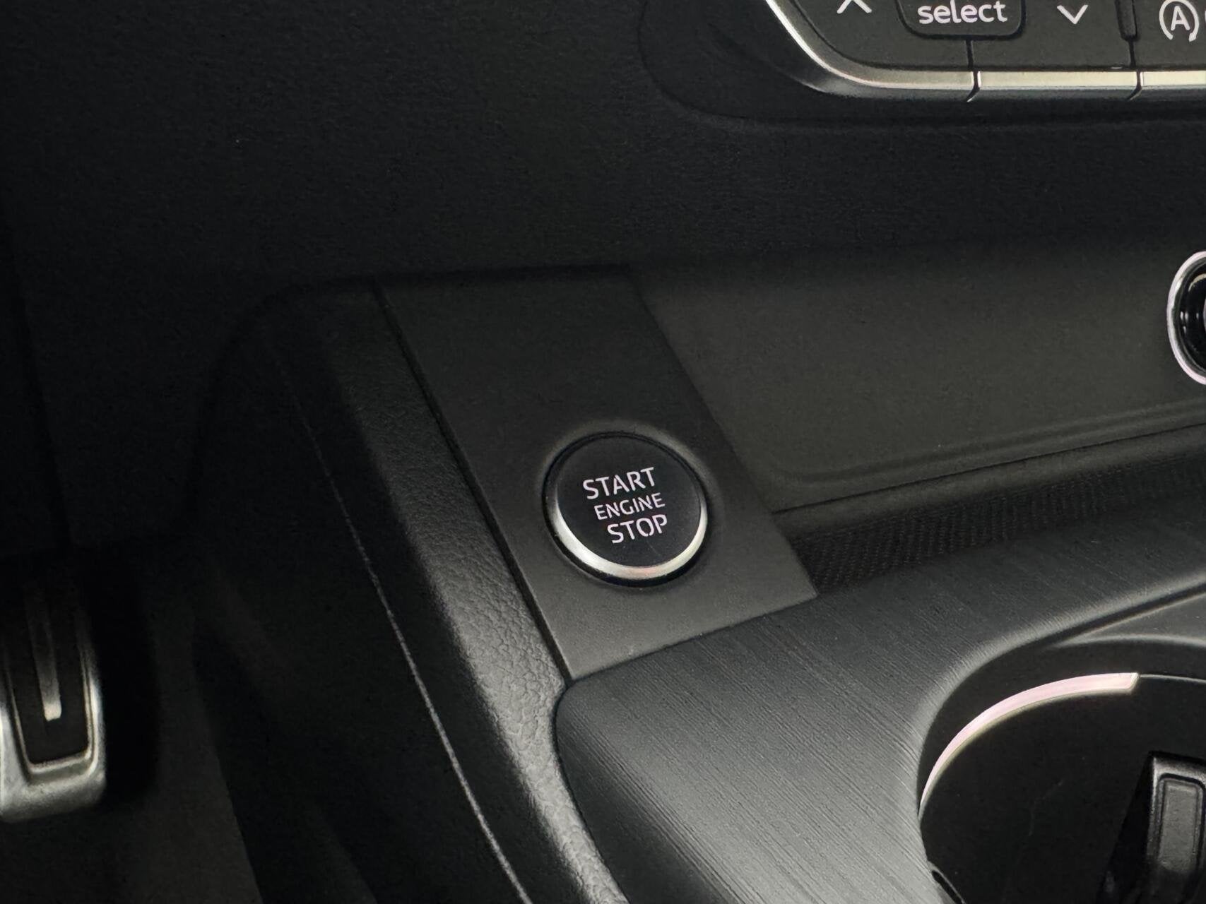 Foto 20 van Audi A5 Sportback 2.0 TFSI MHEV Sport S-line Edition