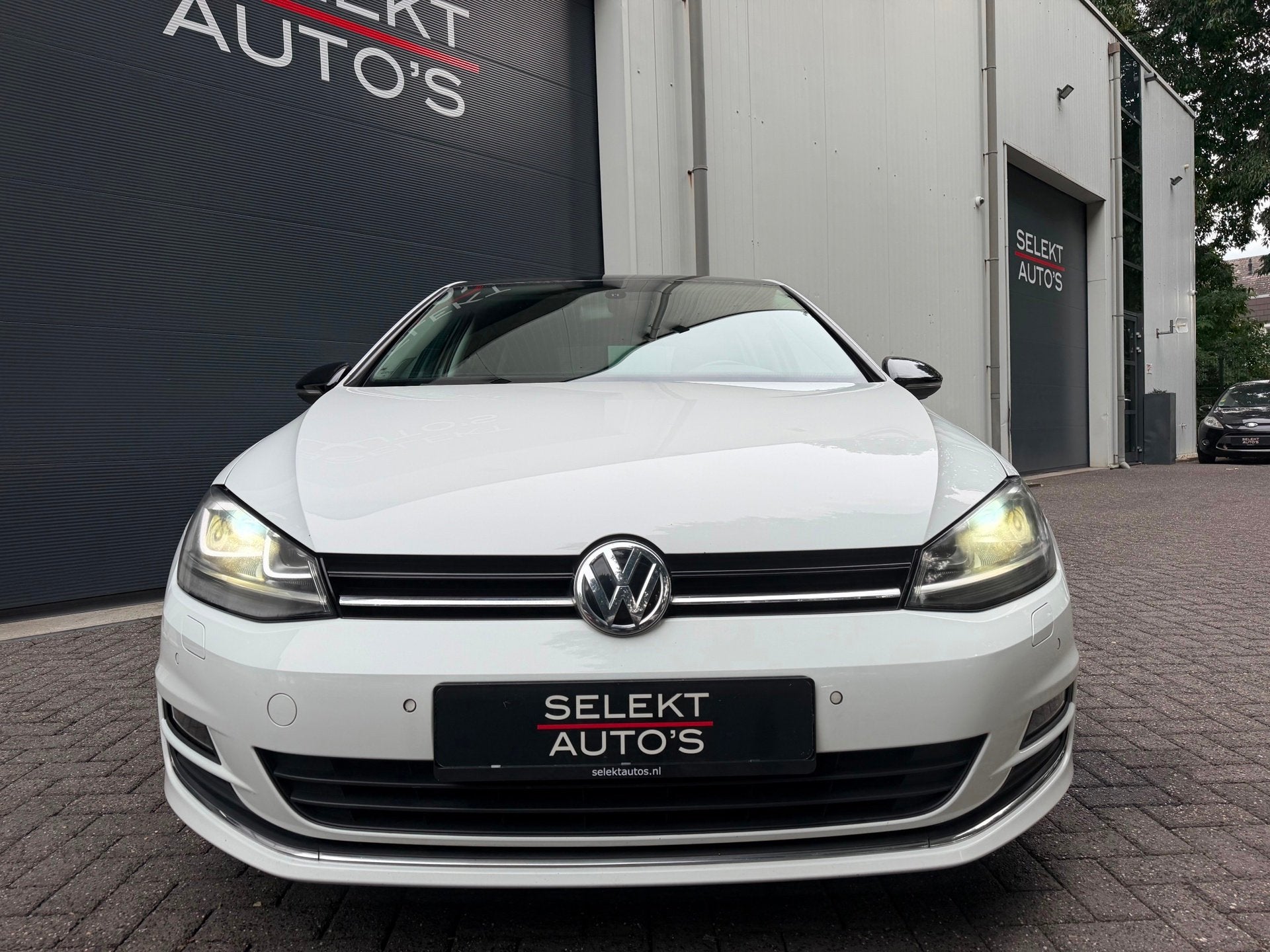 Volkswagen Golf 1.4 TSI Highline 122 Pk Xenon/LED/Leder/Mass, Voorwielaandrijving, Euro 5, Gebruikt, 4 cilinders
