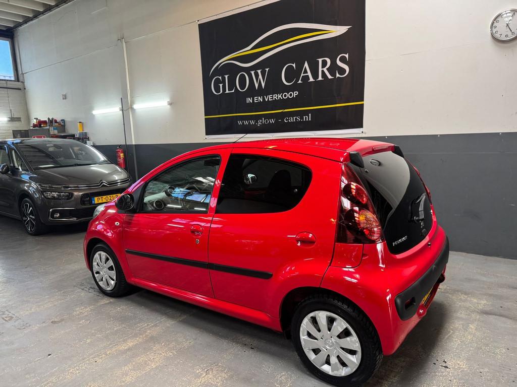 Peugeot 107 1.0 Active AUT|AIRCO|ELEK.RAMEN|APK|, Euro 5, Gebruikt, Zwart, 4 stoelen