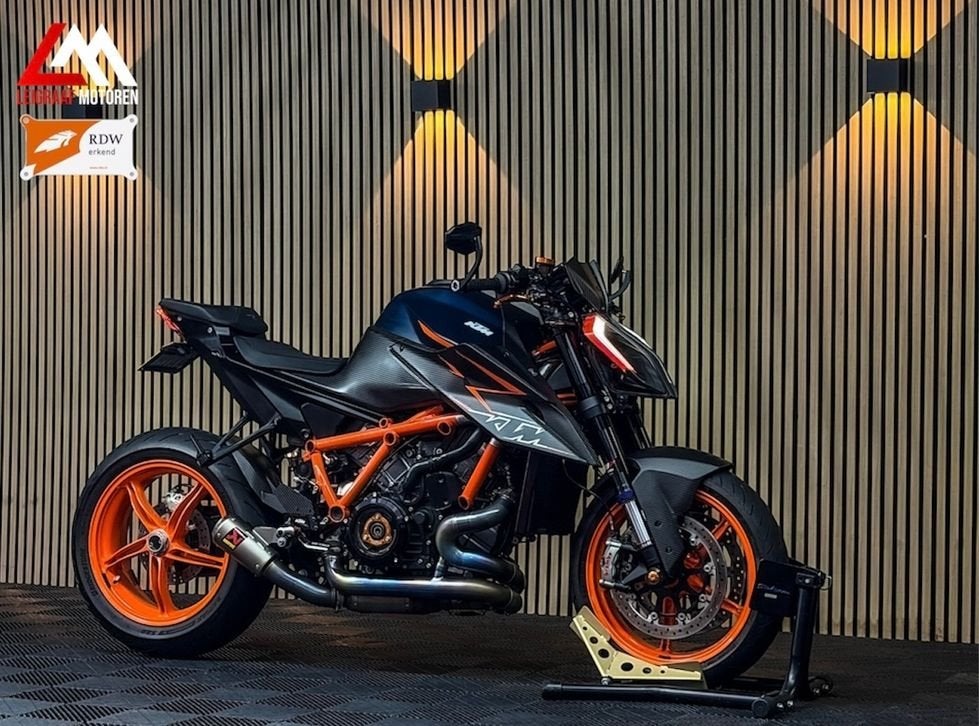 KTM 1290 SUPER DUKE R EVO