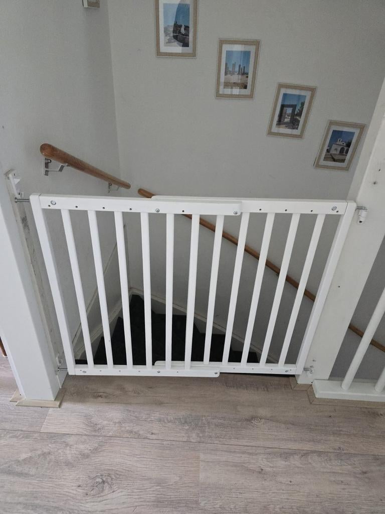 Kidsriver Traphek Hout Wit - Verstelbaar 63.5-105.5 cm, Kinderen en Baby's, Traphekjes, Ophalen, Hout, 100 tot 115 cm, Schroefhekje