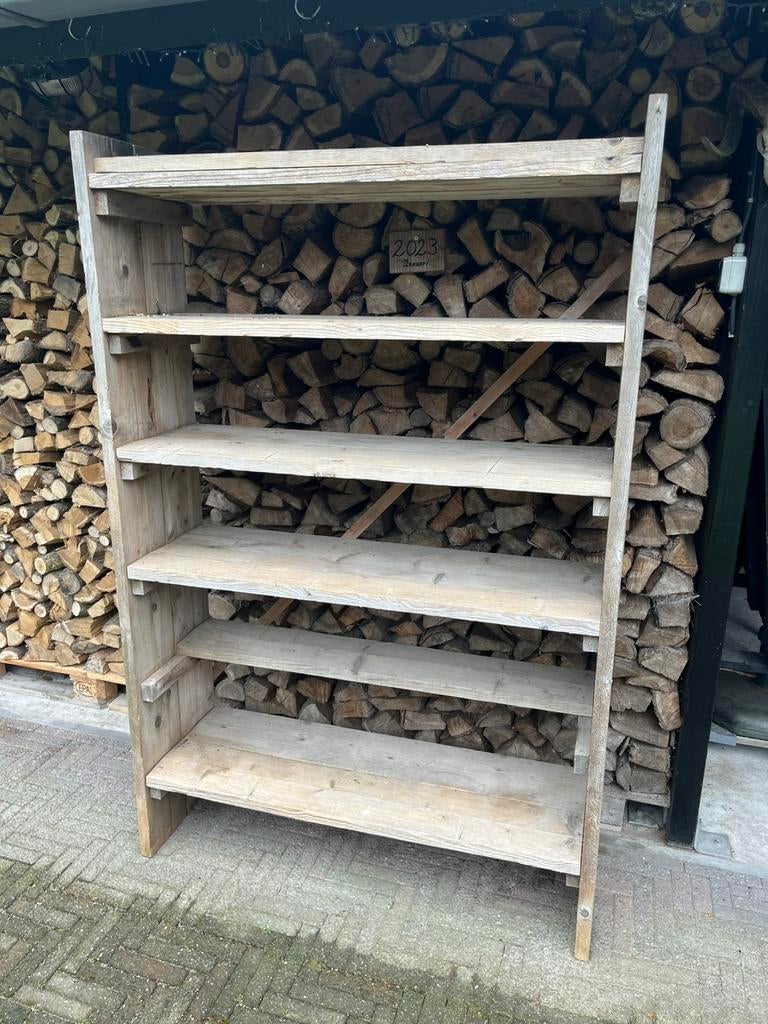 Steigerhouten kast, Ophalen, Gebruikt