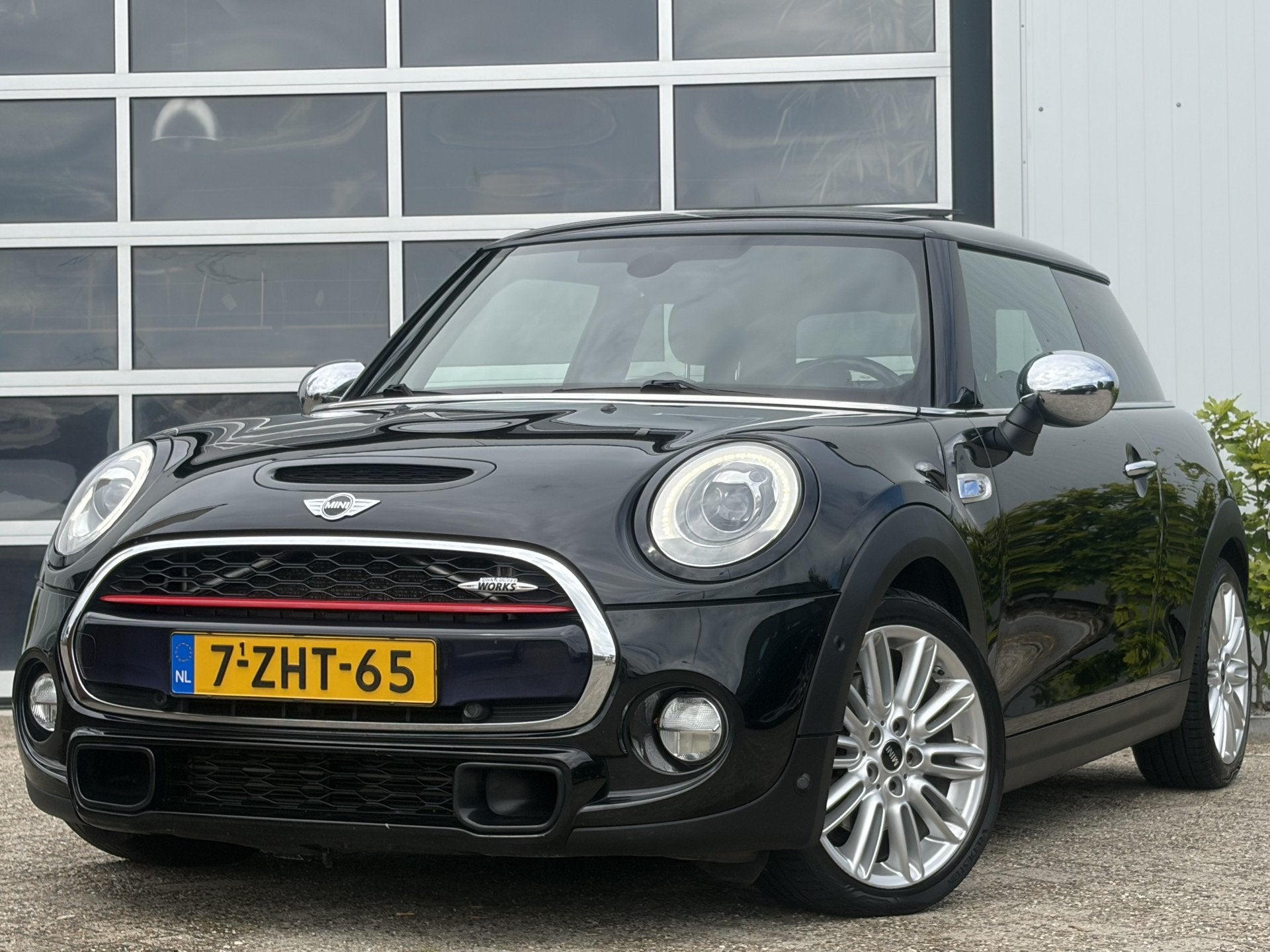 MINI 3-deurs 2.0 Cooper S Chili Serious Business 192pk | Akr, Auto's, Mini, Voorwielaandrijving, Gebruikt, 4 stoelen, Bedrijf
