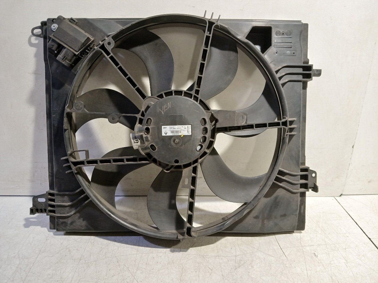 Koelventilator Renault Scénic, Onderdelen@venauto.nl, Van der Ven Autorecycling B.V., Gebruikt, Ettenseweg 76, 4706 PB Roosendaal, The Netherlands