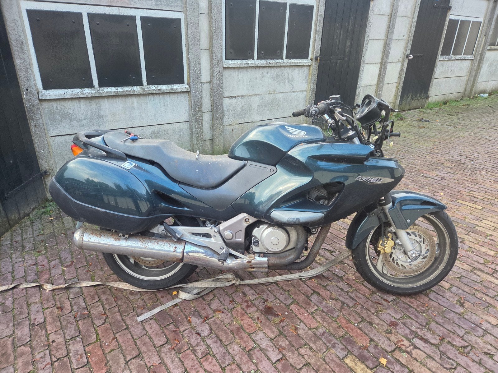 onderdelen honda deauville 650, Ophalen