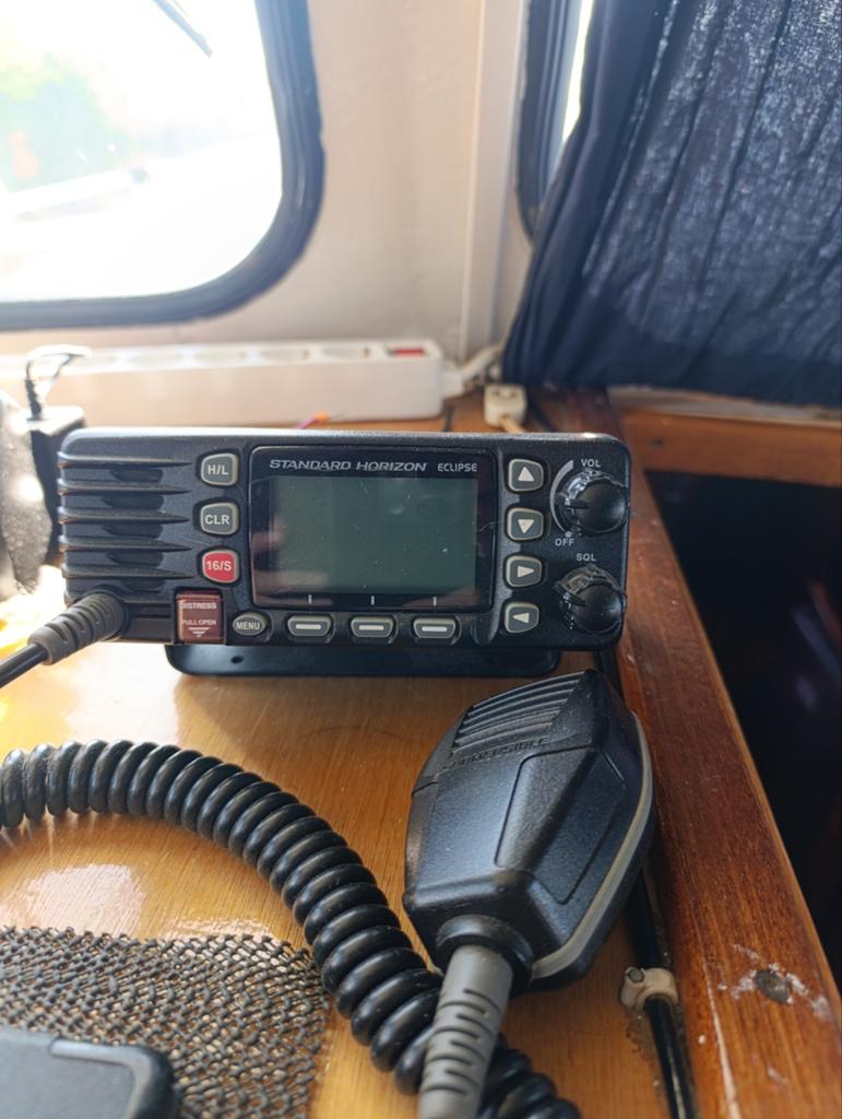 Marifoon horizon eclips gx1300E, Telecommunicatie, Zenders en Ontvangers, Ophalen