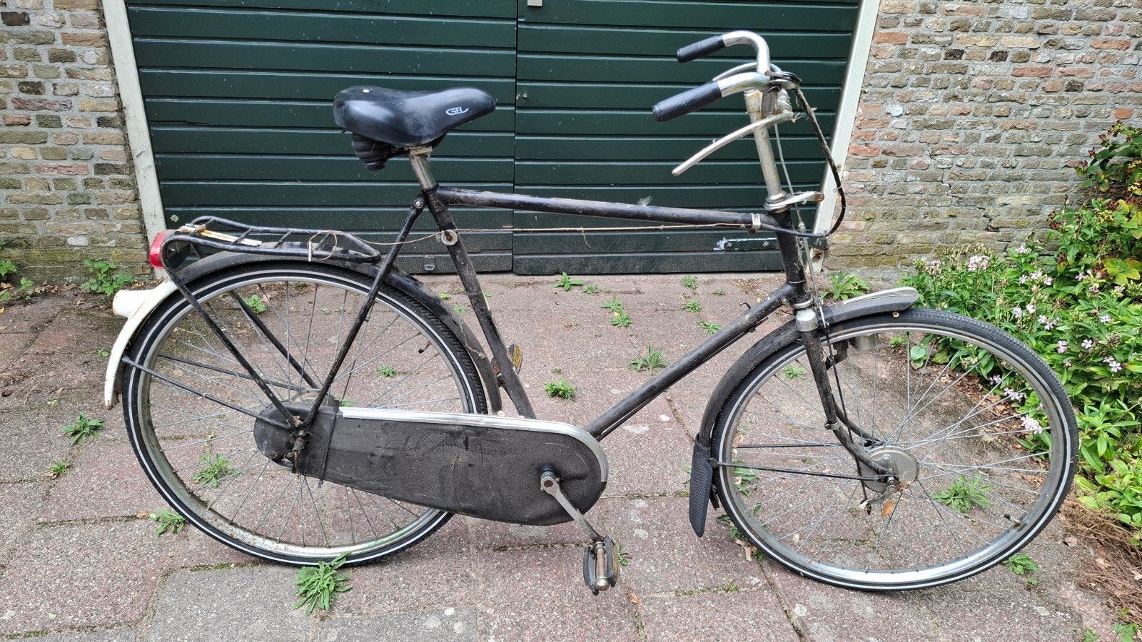 gazelle oldtimer achterwiel defect., Fietsen en Brommers, Fietsen | Oldtimers, Ophalen, Trommelrem, Gazelle