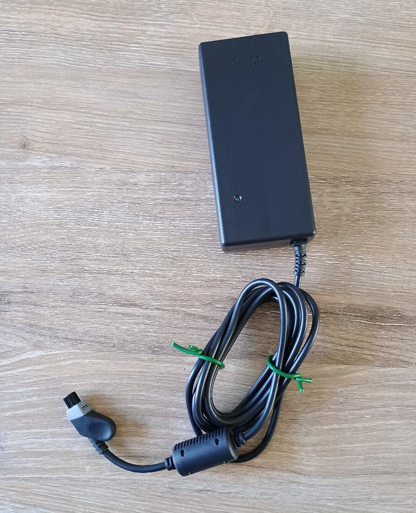 Dell adp-90fb laptop oplader 20v 4,5a 90w 8 x 8 mm 3 pin, Computers en Software, Laptop-opladers, Ophalen of Verzenden, Zo goed als nieuw