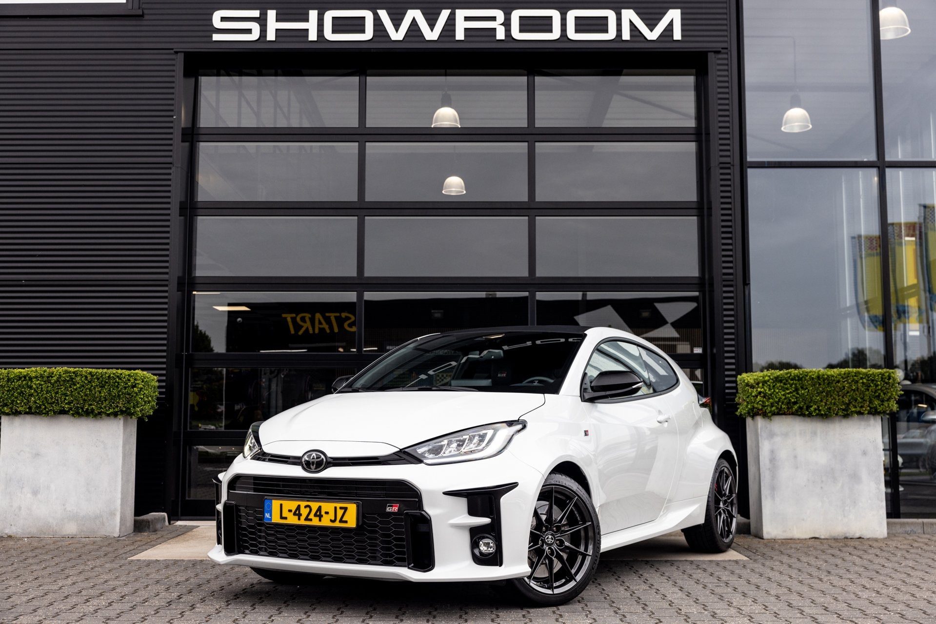 Toyota Yaris 1.6 GR Performance, 1e eigenaar NL Auto, Millte, Auto's, 13 km/l, 1618 cc, Gebruikt, 4 stoelen