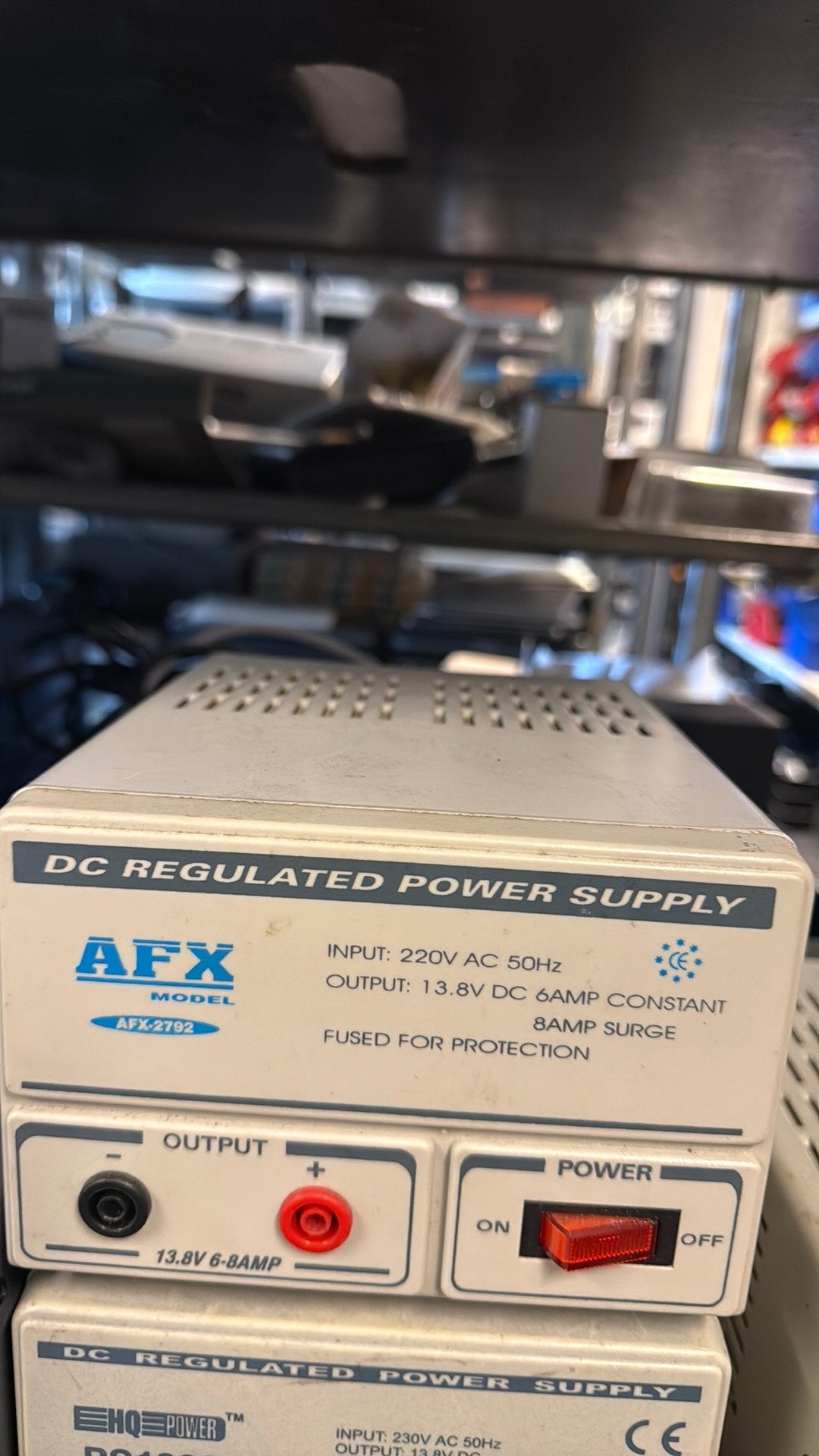 AFX AFX-2792 DC Gereguleerde Voeding 13.8V 6A, Ophalen of Verzenden, Gebruikt