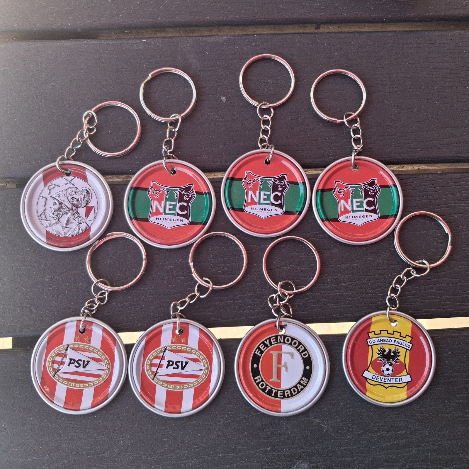 Sleutelhangers Eredivisie clubs - Voetbal fan collectie, Verzamelen, Sleutelhangers, Ophalen of Verzenden, Nieuw, Sport